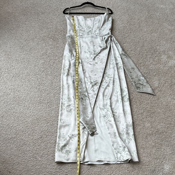 V. Chapman June Printed Corset Front Slit Satin Gowm - Picture 14 of 15